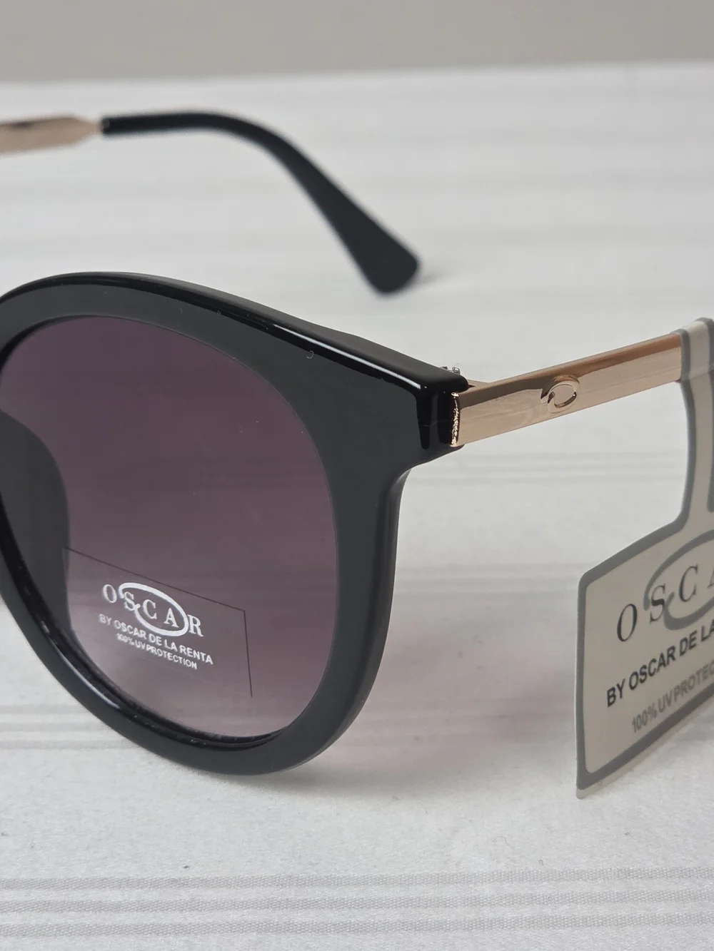 Oscar de la Renta Black Frames with Purple Lenses Sunglasses